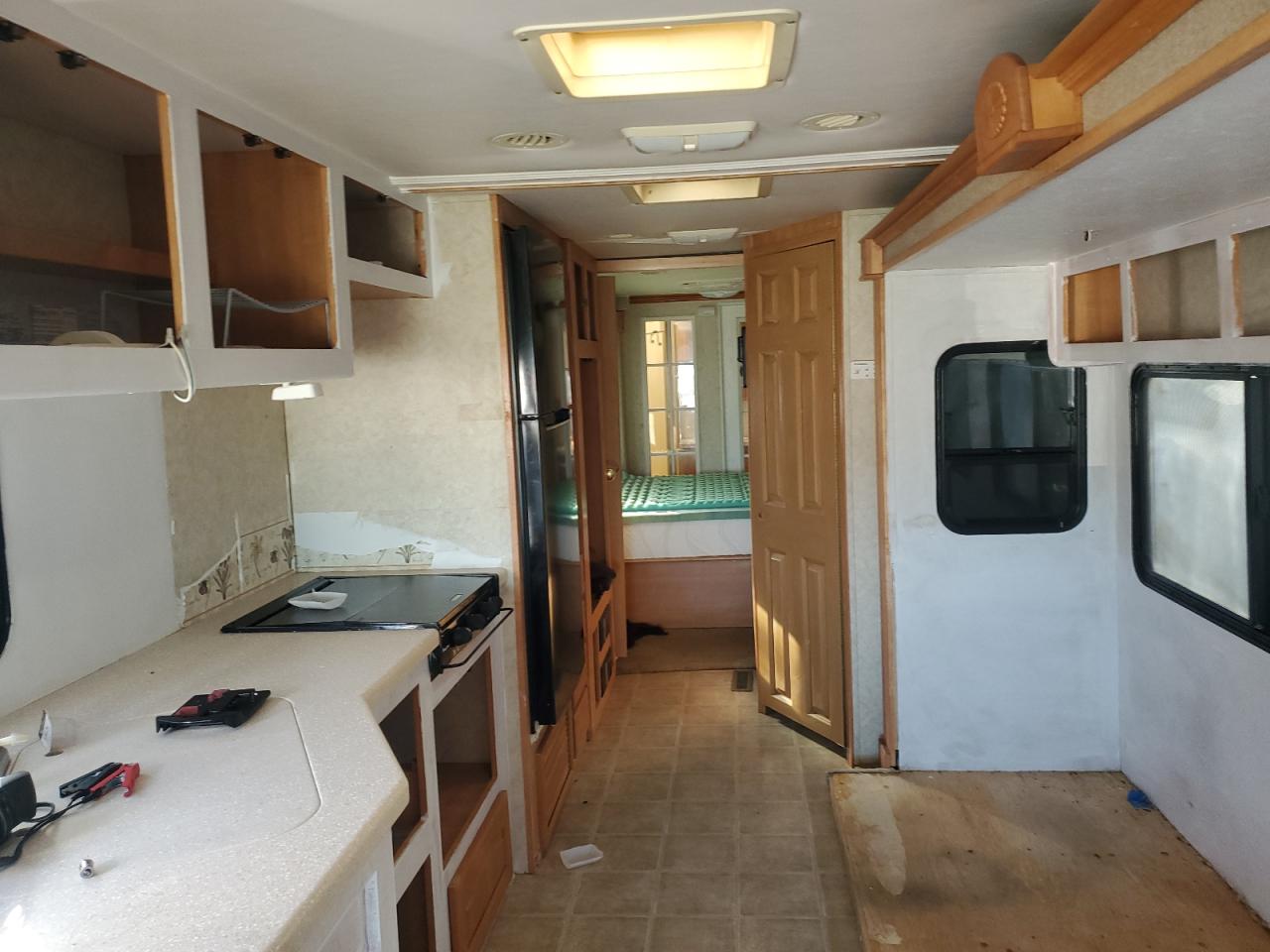 2004 Ford F550 Super Duty Stripped Chassis VIN: 1F6NF53S540A04357 Lot: 90489215