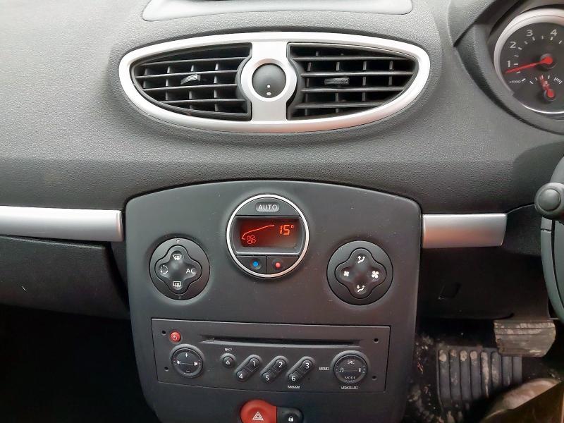2006 RENAULT CLIO 1.6 VVT DYNAMIQUE 5DR AUTO