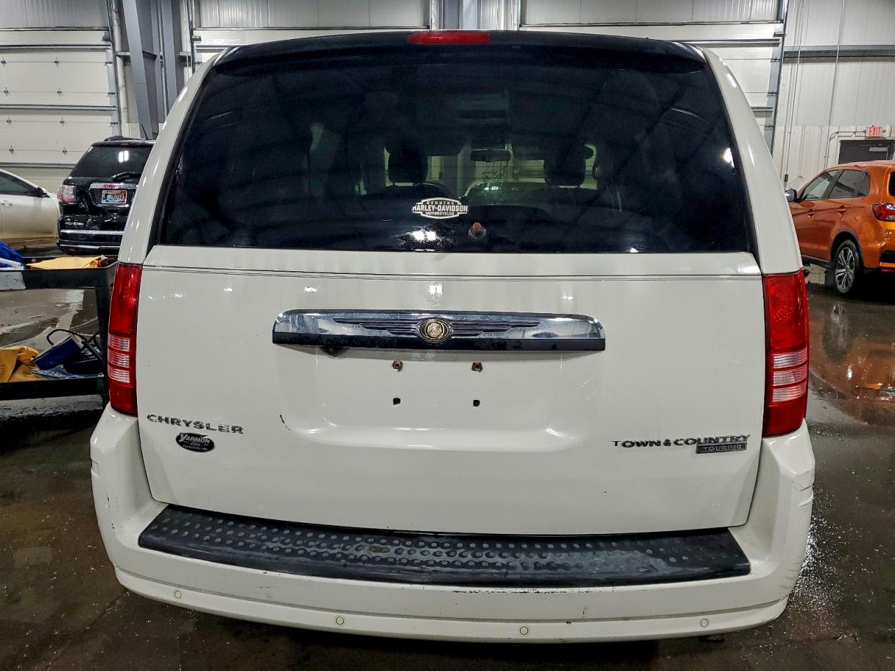 2009 Chrysler Town & Country Touring VIN: 2A8HR54189R525750 Lot: 93050155