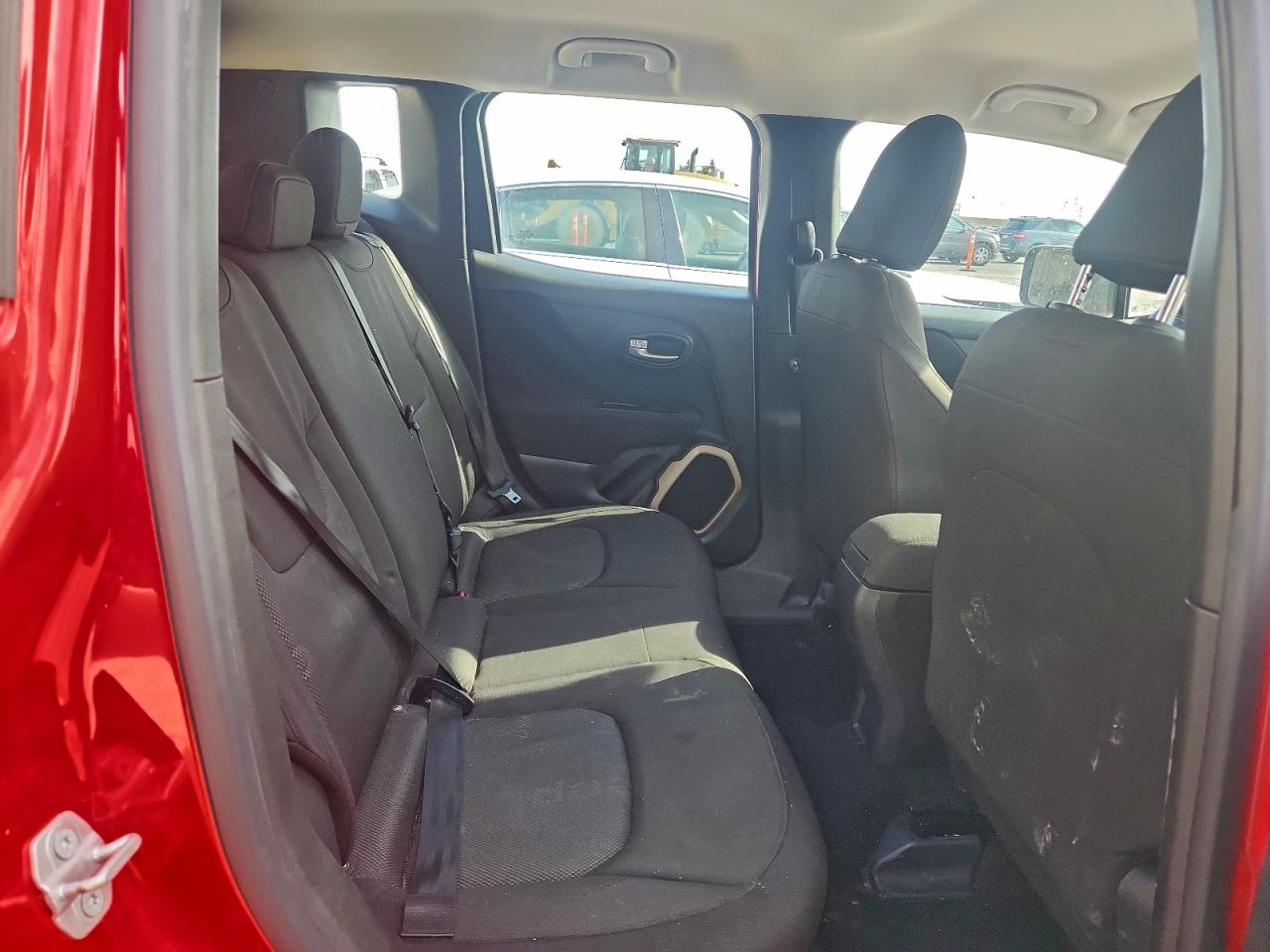 2015 Jeep Renegade Sport VIN: ZACCJAAT8FPC10440 Lot: 94278525