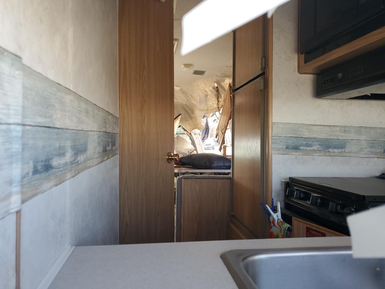 1999 Ford Econoline E350 Super Duty Cutaway Van Rv VIN: 1FDWE30S0XHC34810 Lot: 89713755