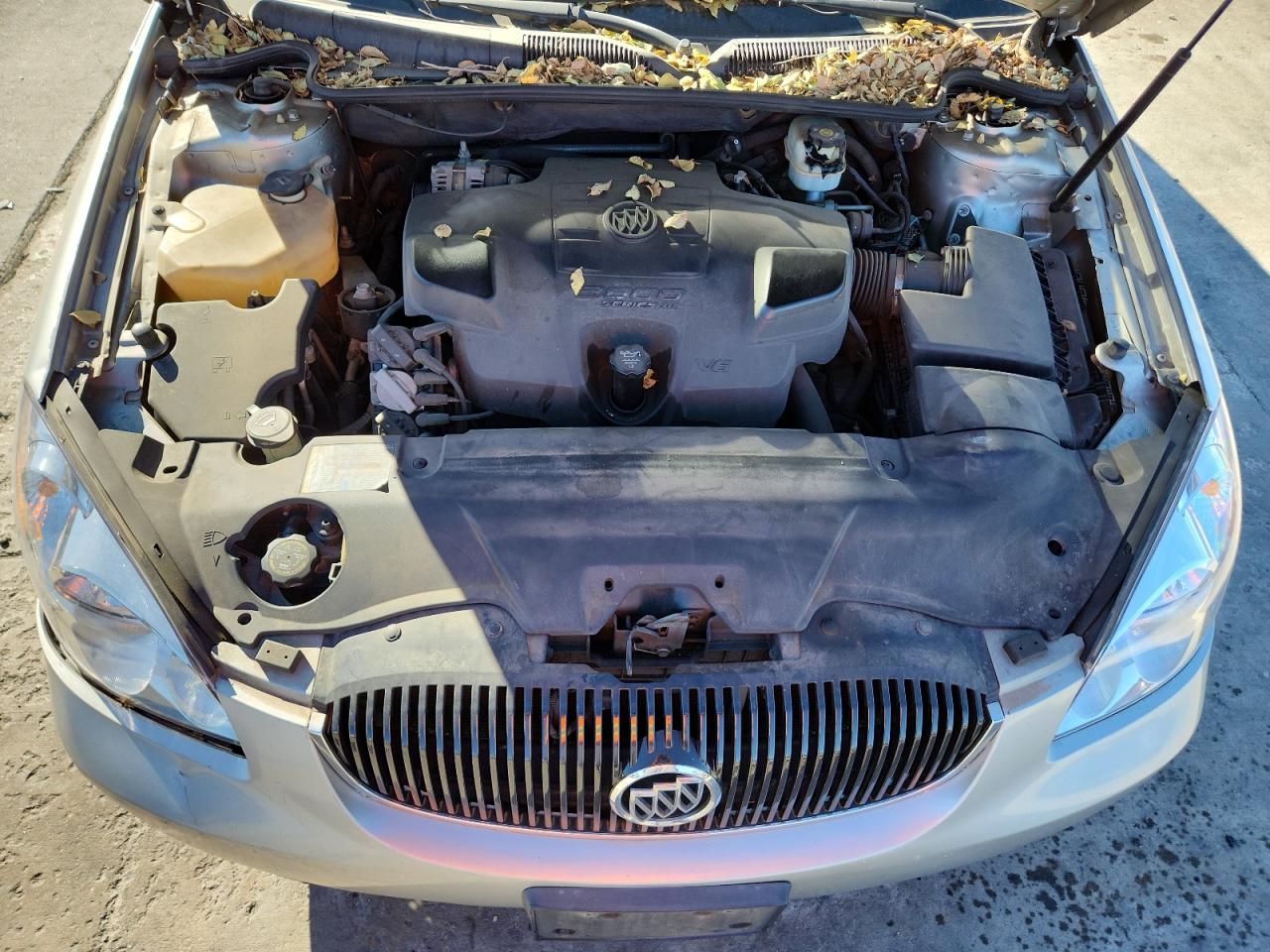 2008 Buick Lucerne Cxl VIN: 1G4HD57288U166195 Lot: 92492235