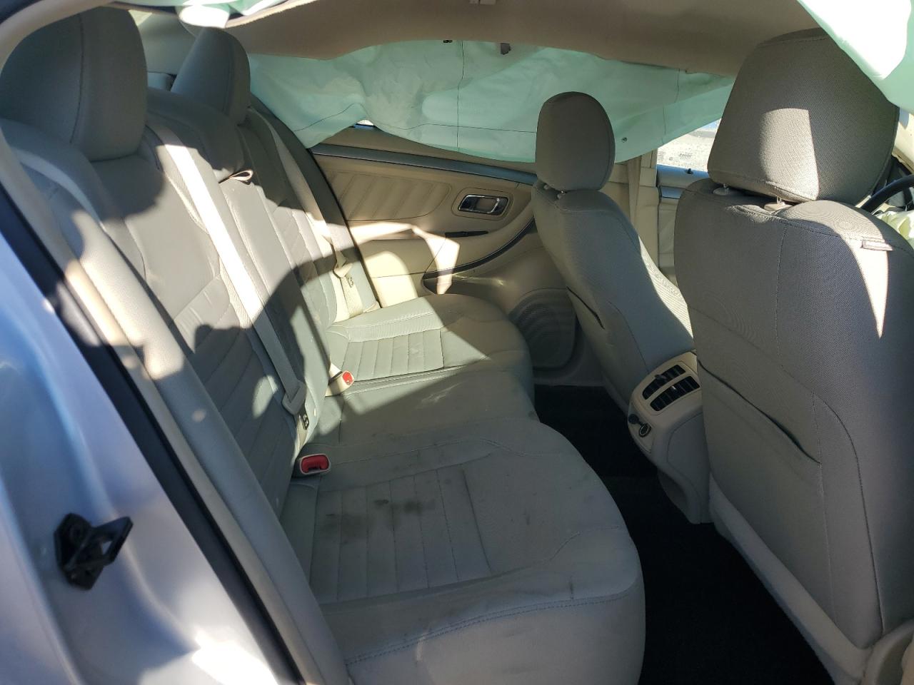 2015 Ford Taurus Se VIN: 1FAHP2D88FG162393 Lot: 93061975