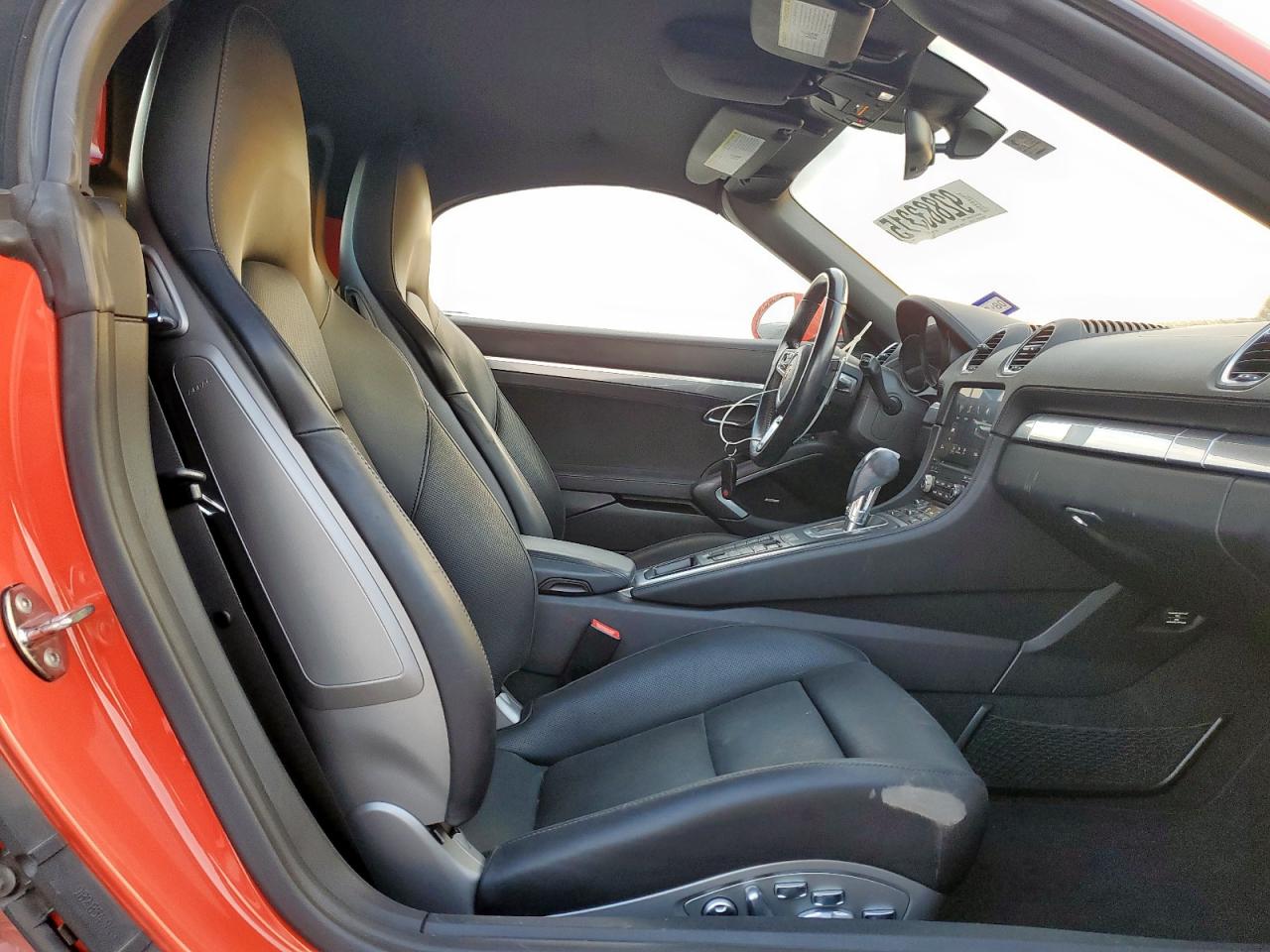 2018 Porsche Boxster VIN: WP0CA2A8XJS210217 Lot: 92883315