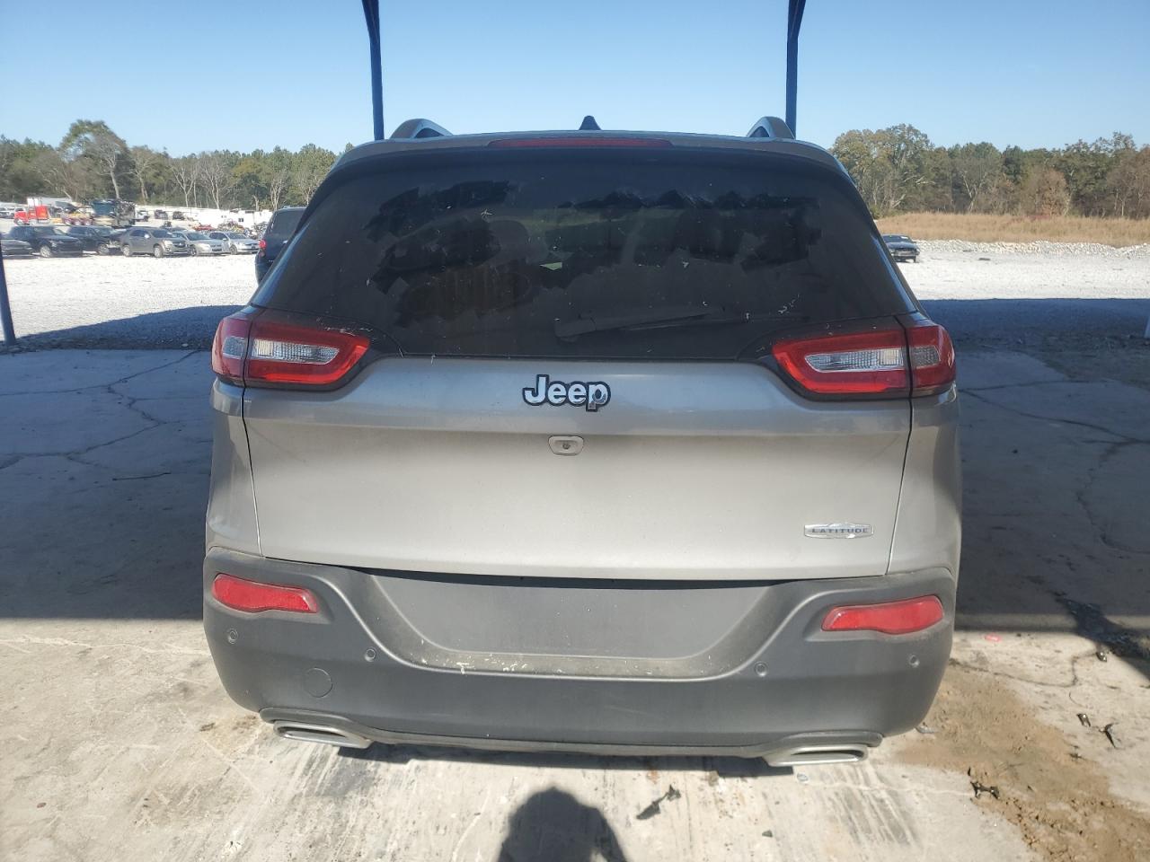 2017 Jeep Cherokee Latitude VIN: 1C4PJLCS6HW573195 Lot: 92928365