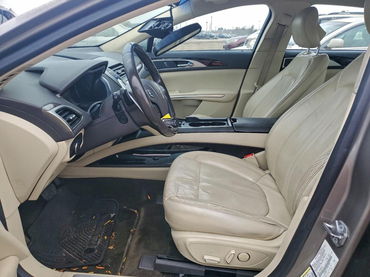 2015 Lincoln Mkz VIN: 3LN6L2G92FR617485 Lot: 93844485