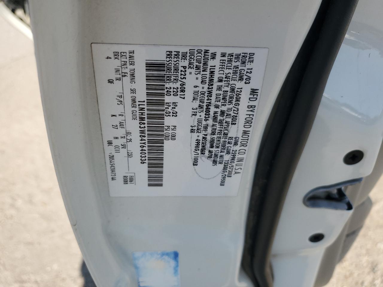 2004 Lincoln Town Car Ultimate VIN: 1LNHM83W84Y640336 Lot: 93532555