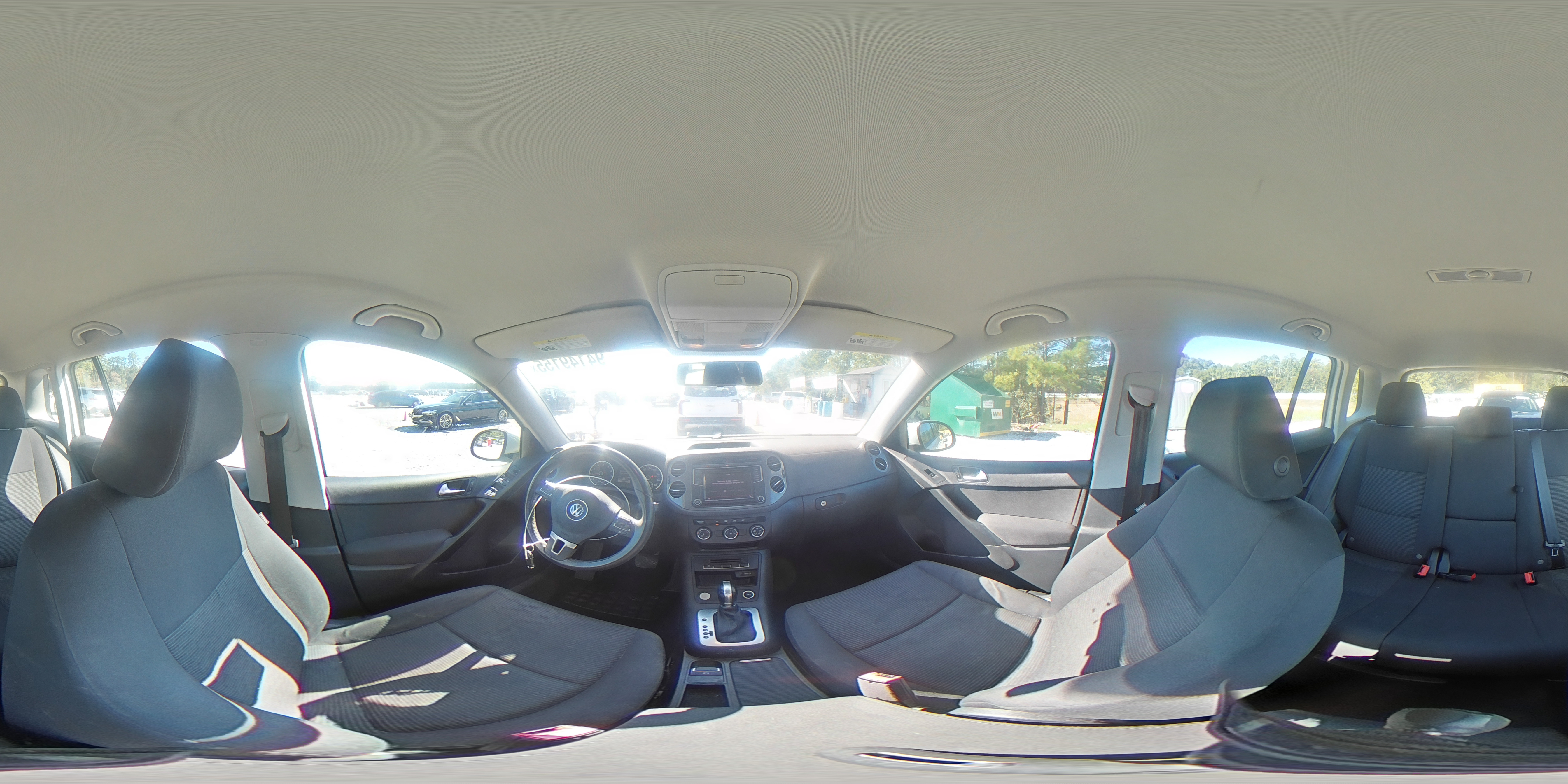 2018 Volkswagen Tiguan Limited VIN: WVGAV7AX0JK002861 Lot: 94149155