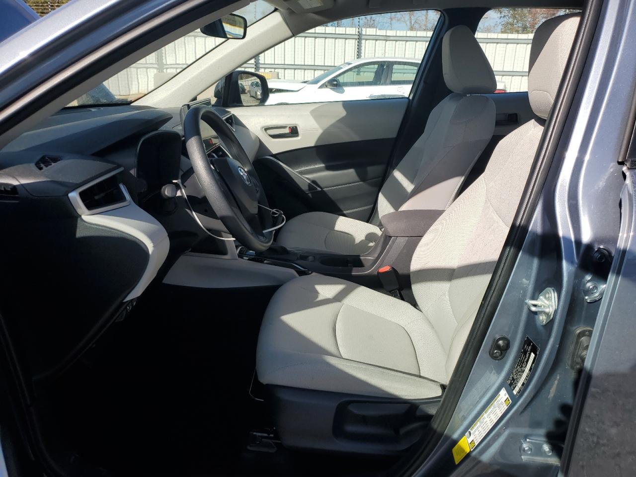 2024 Toyota Corolla Cross L VIN: 7MUAAAAGXRV104000 Lot: 92443145