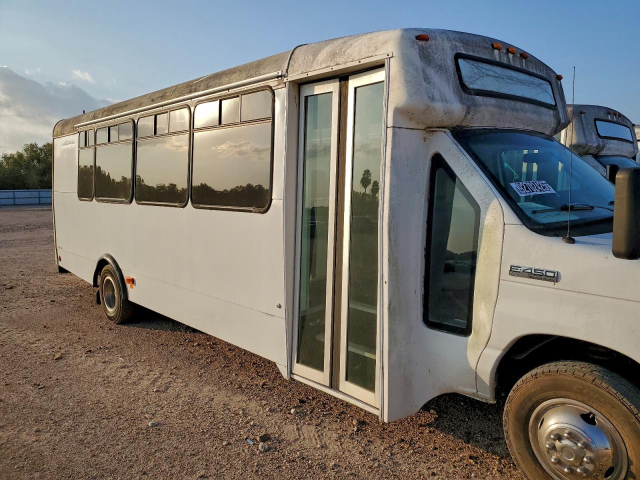 2014 Ford Econoline E450 Super Duty Cutaway Van VIN: 1FDFE4FS1EDB10028 Lot: 92702425