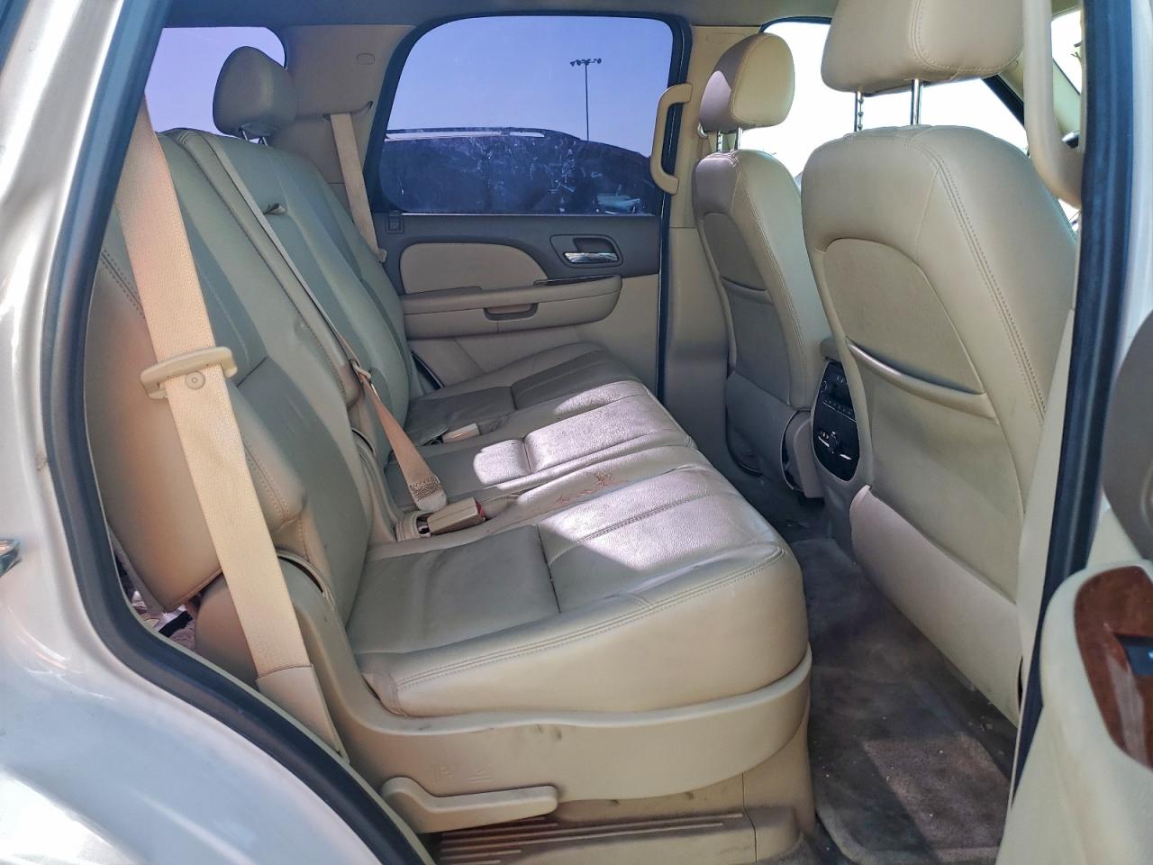 2008 GMC Yukon Hybrid VIN: 1GKFC13568R205820 Lot: 91066305