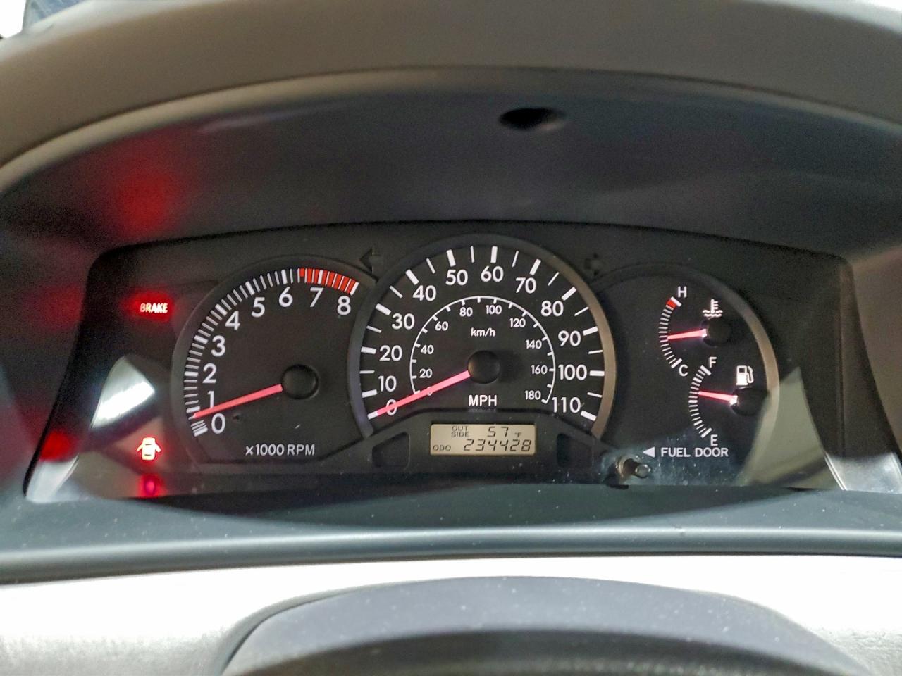 2004 Toyota Corolla Ce VIN: 2T1BR32E24C280010 Lot: 94402405