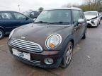 2009 MINI CLUBMAN 1.6 COOPER 5DR AUTO for sale at Copart SANDWICH