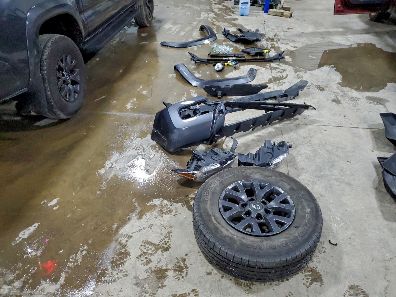 2022 Toyota Tacoma Double Cab VIN: 3TMCZ5AN5NM529698 Lot: 94339025