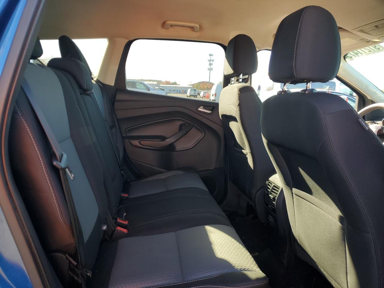 2017 Ford Escape Se VIN: 1FMCU9GD9HUE83194 Lot: 91211475