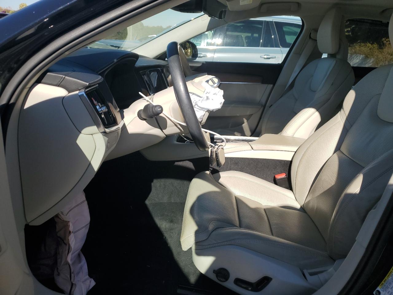 2017 Volvo S90 T6 Inscription VIN: YV1A22ML6H1001071 Lot: 90530135