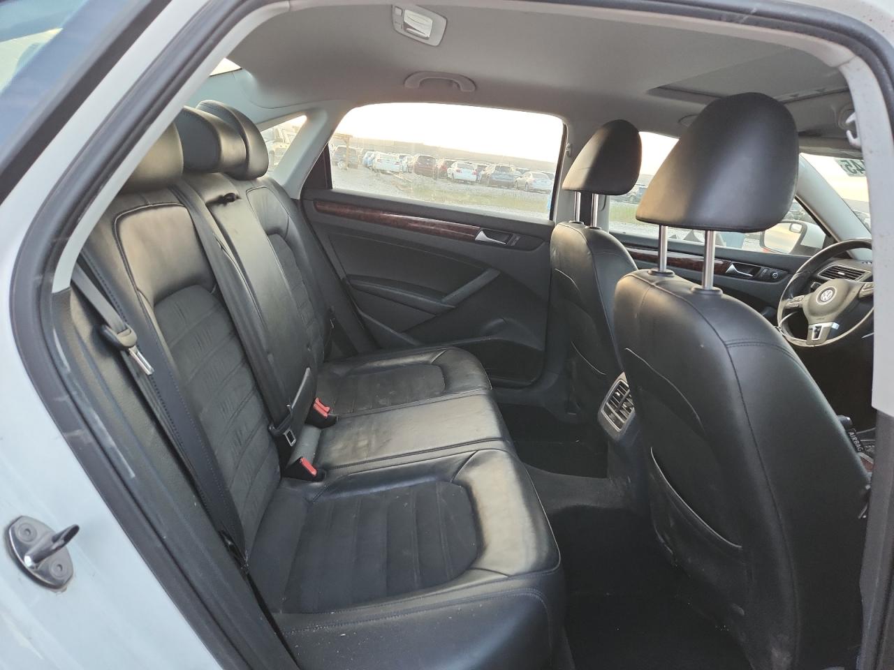 2013 Volkswagen Passat Sel VIN: 1VWCN7A34DC024366 Lot: 87279145