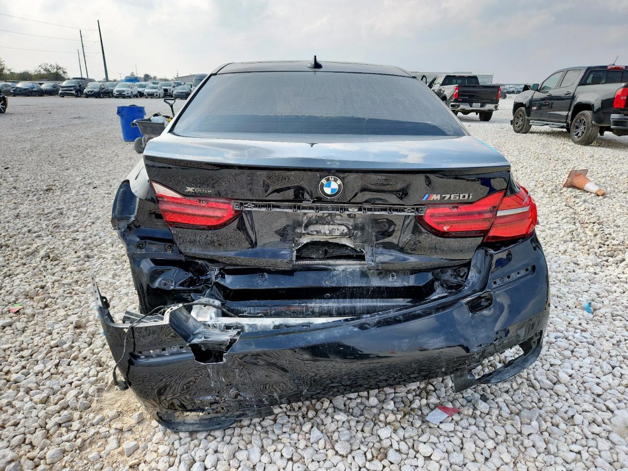 2019 BMW M760 Xi VIN: WBA7H6C51KG615035 Lot: 92477525