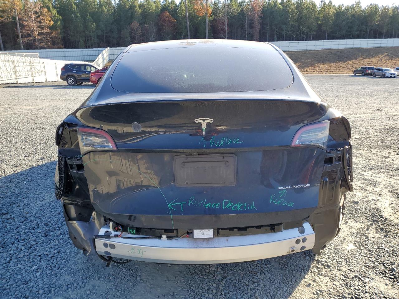 2023 Tesla Model Y VIN: 7SAYGDEE8PA144076 Lot: 92412495