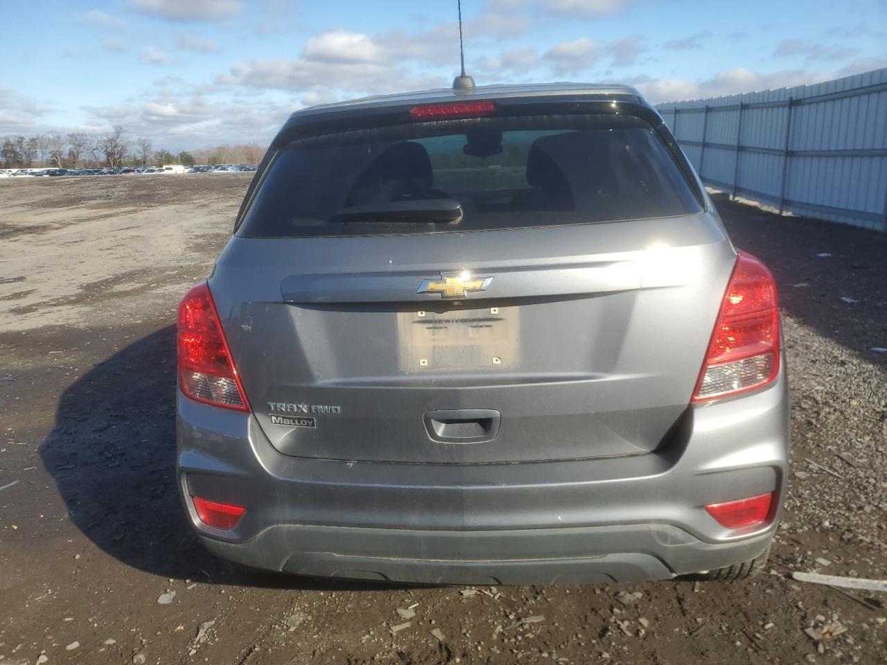 2020 Chevrolet Trax Ls VIN: 3GNCJNSB4LL181186 Lot: 92657055