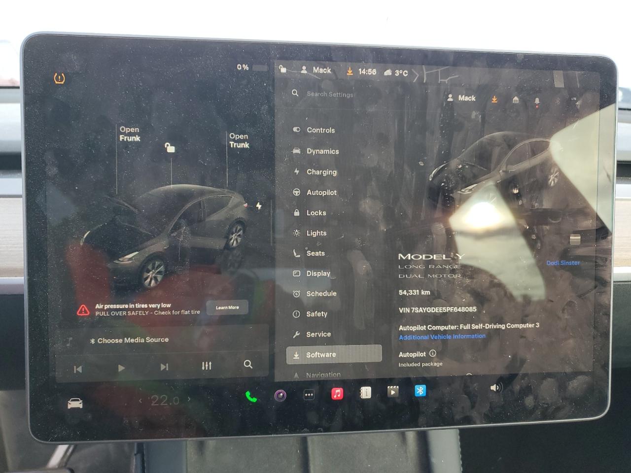 2023 Tesla Model Y VIN: 7SAYGDEE5PF648085 Lot: 90656565