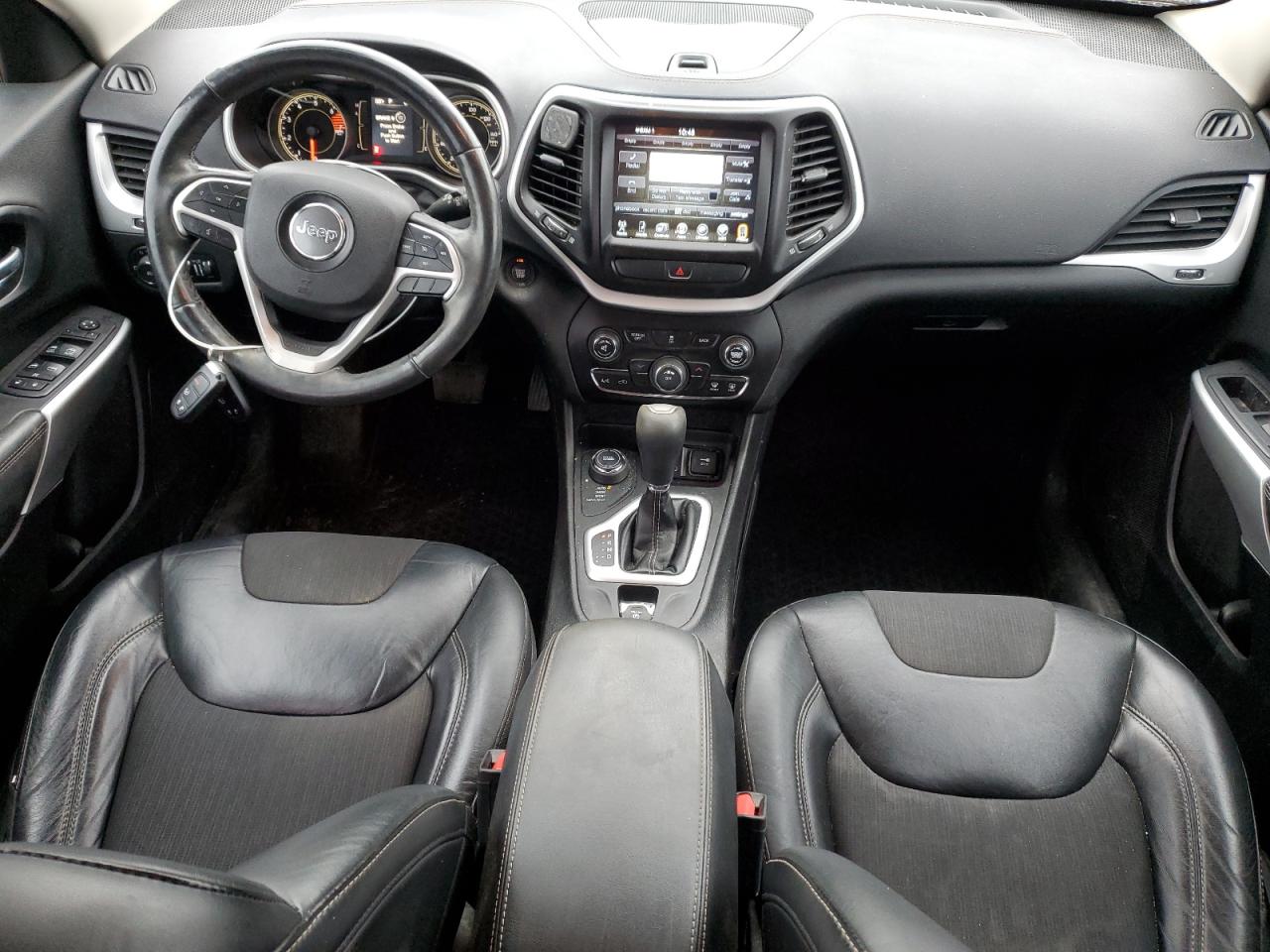 2018 Jeep Cherokee Latitude Plus VIN: 1C4PJMLB0JD600799 Lot: 92796995