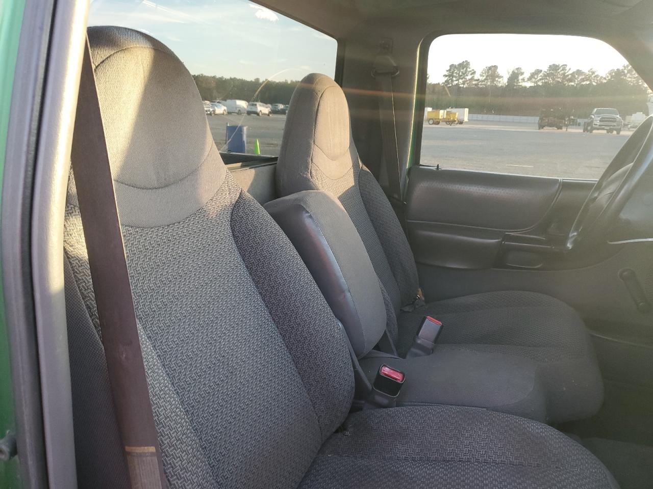 1999 Ford Ranger VIN: 1FTYR10C0XTA23652 Lot: 92890865