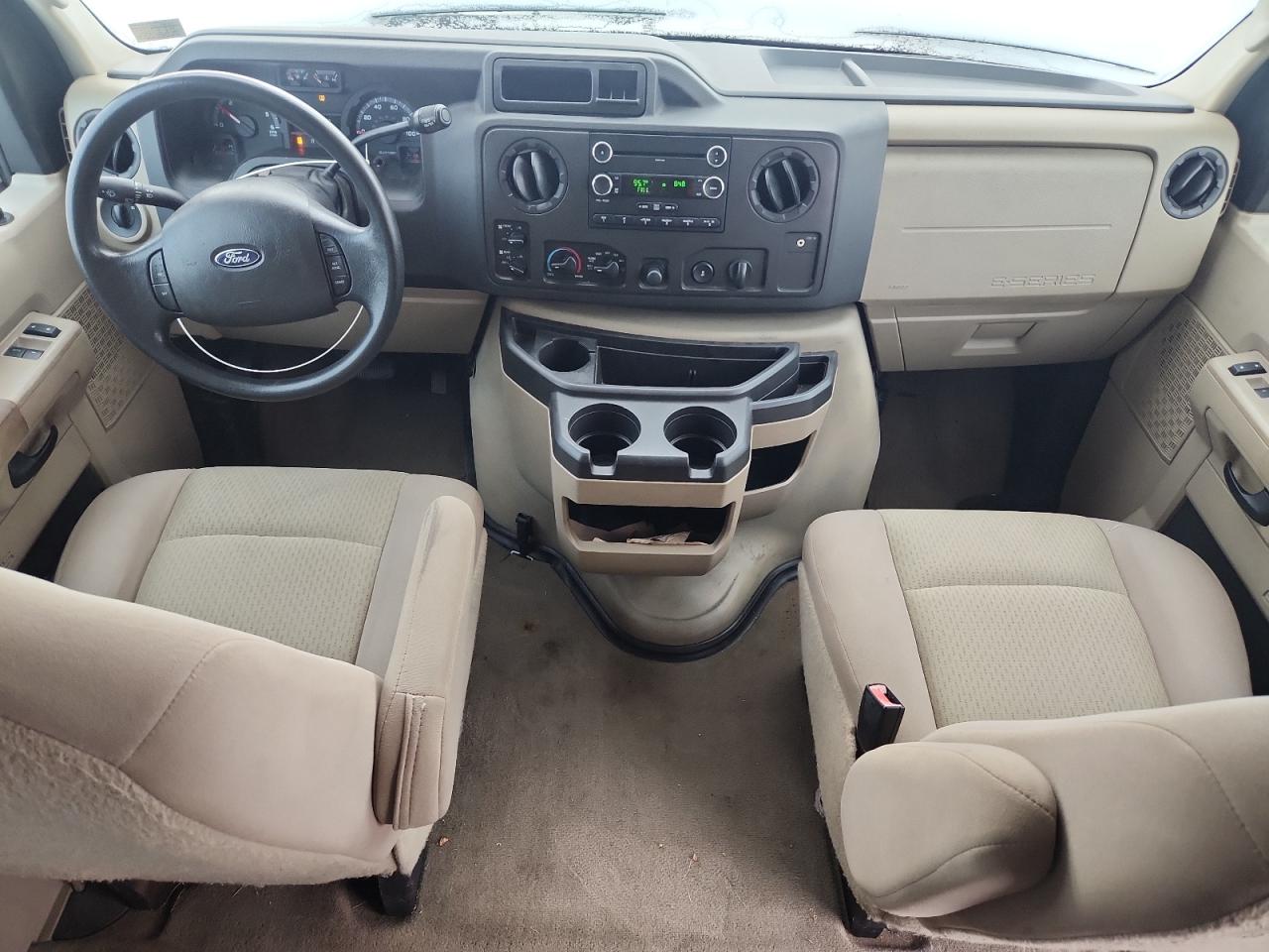 2009 Ford Econoline E350 Super Duty Wagon VIN: 1FBNE31L49DA60620 Lot: 92361615