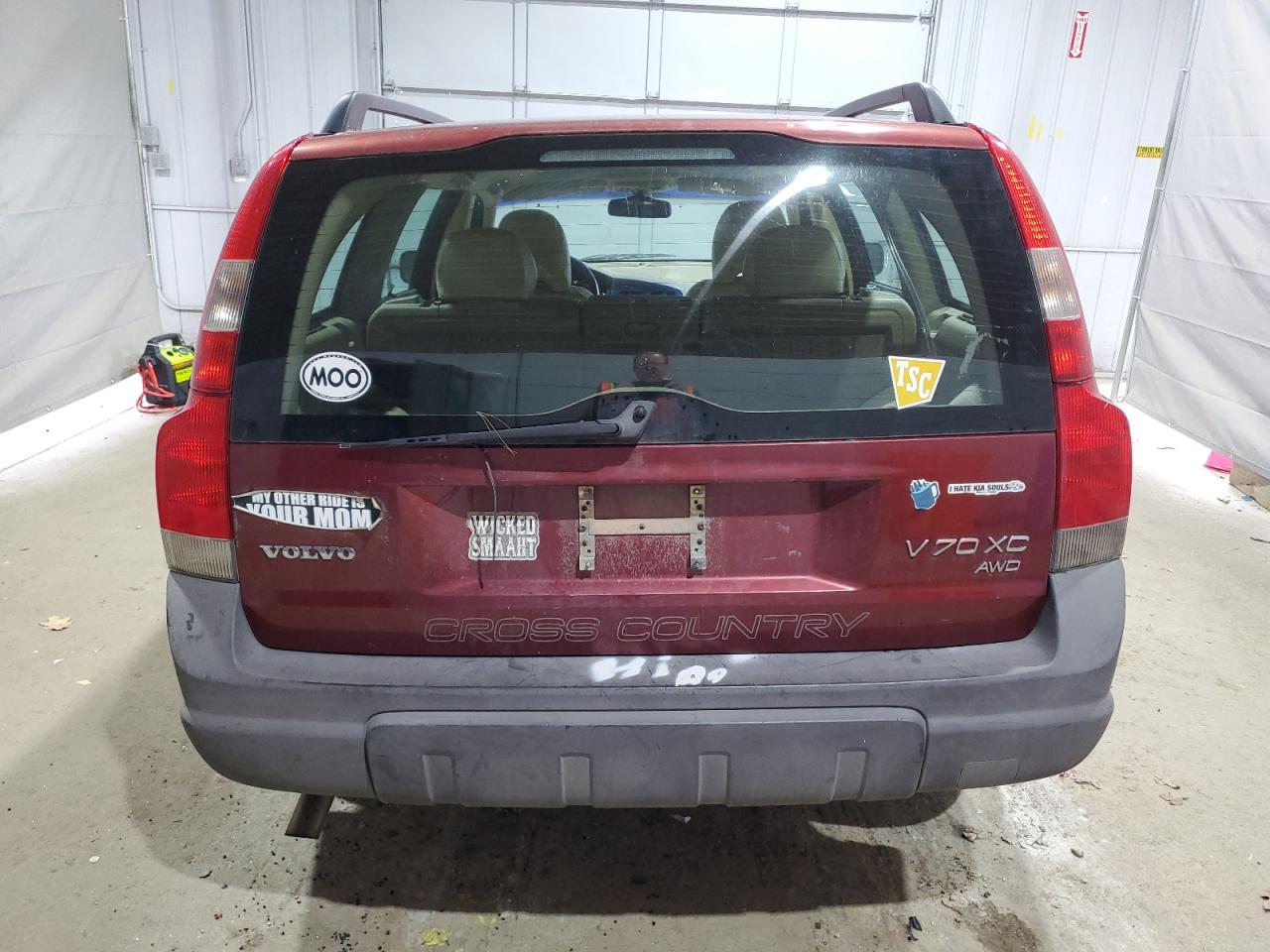 2002 Volvo V70 Xc VIN: YV1SZ58D721053997 Lot: 90383695