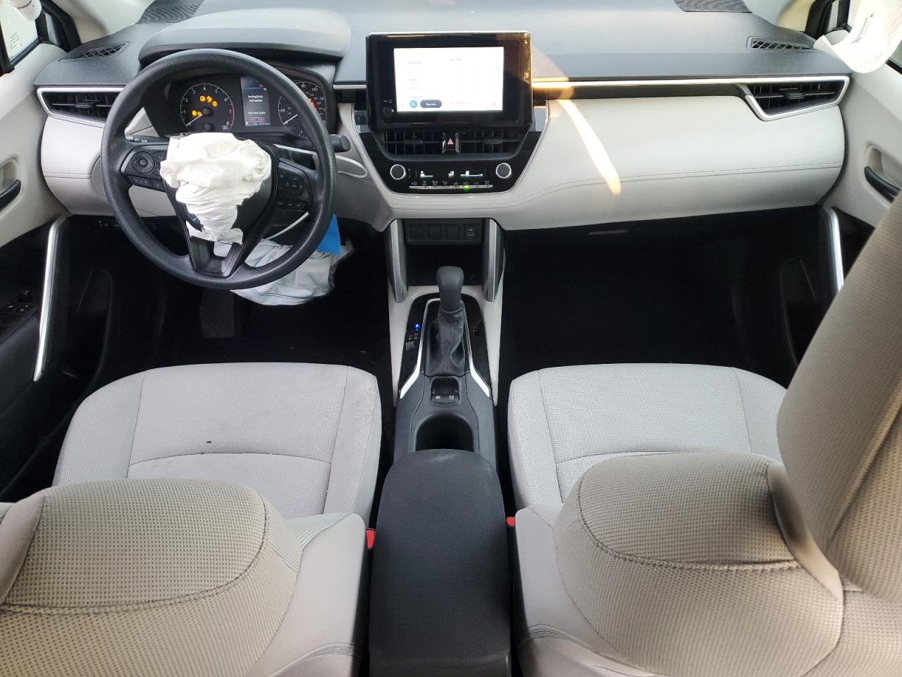 2023 Toyota Corolla Cross L VIN: 7MUAAABG3PV057632 Lot: 92005825