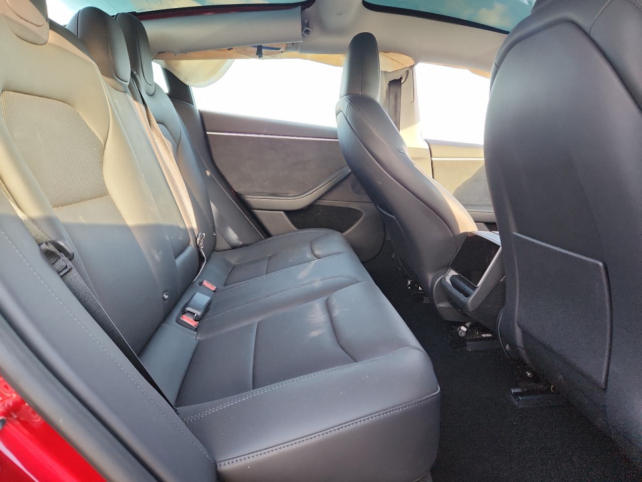 2024 Tesla Model 3 VIN: 5YJ3E1EB4RF817470 Lot: 92043325