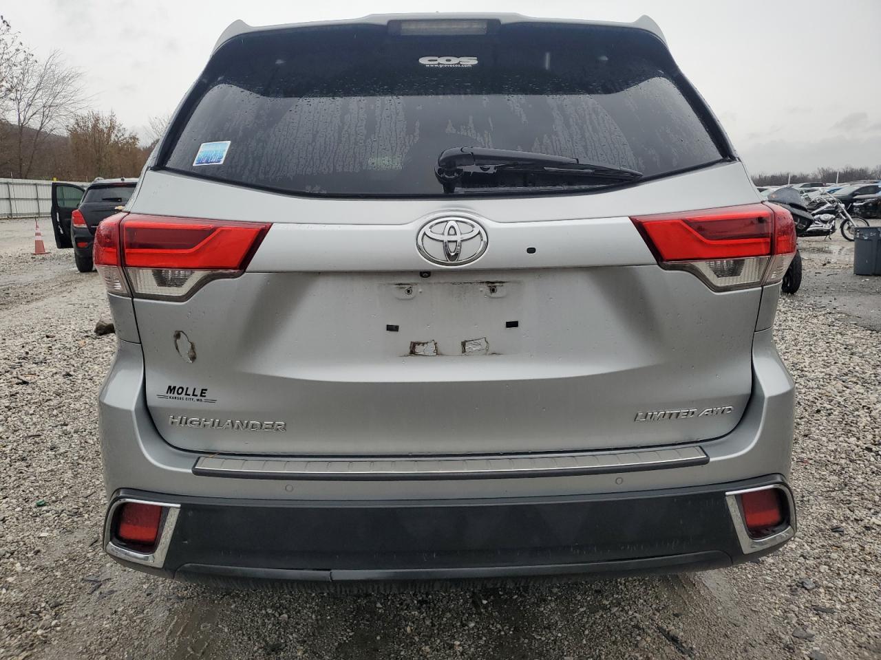 2017 Toyota Highlander Limited VIN: 5TDDZRFH8HS374857 Lot: 91825235
