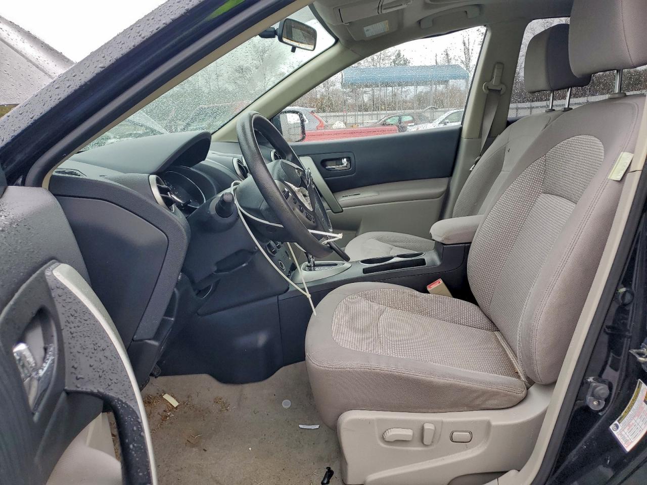 2011 Nissan Rogue S VIN: JN8AS5MV8BW304439 Lot: 94131635