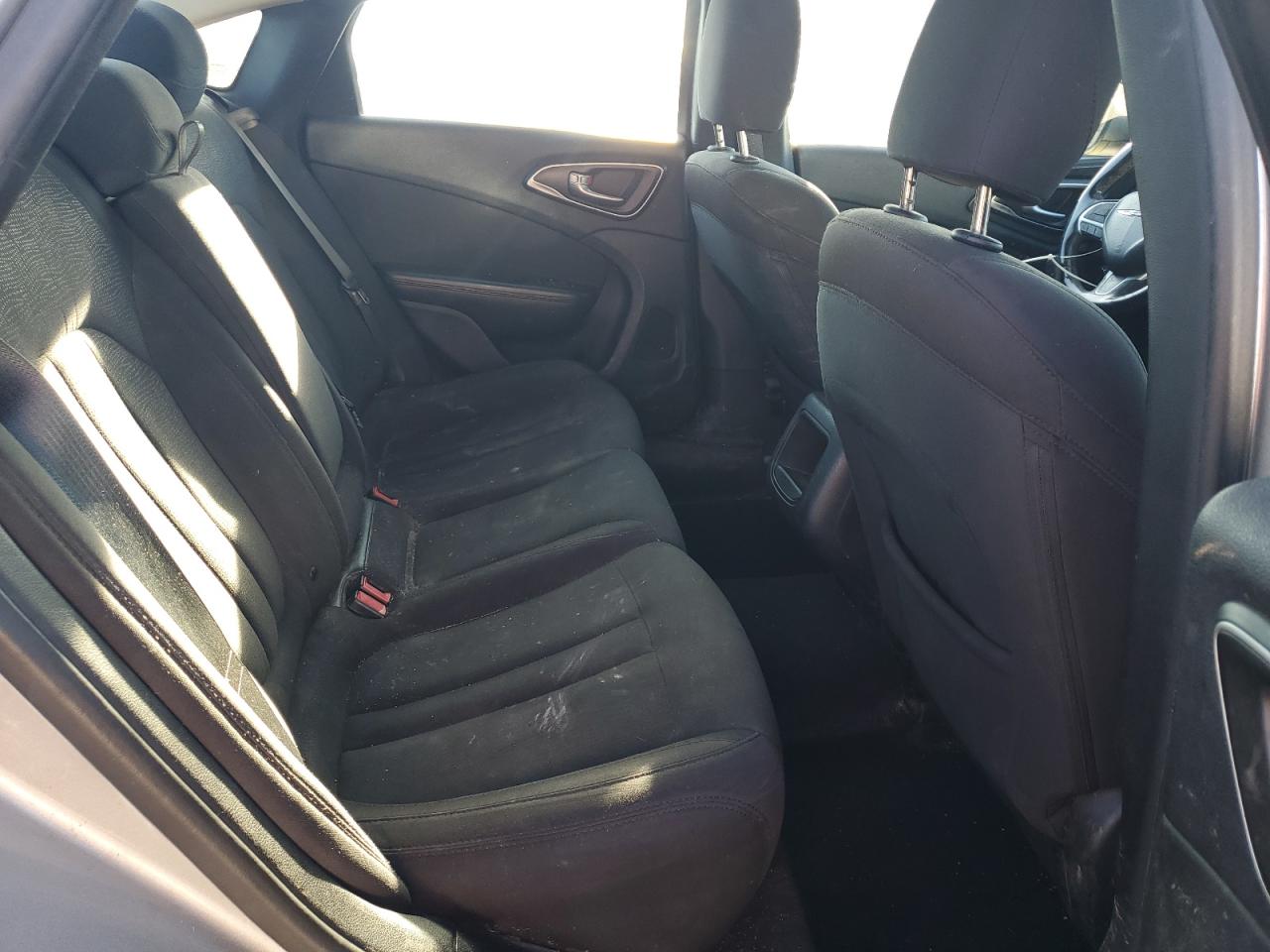 2015 Chrysler 200 Limited VIN: 1C3CCCAB8FN681336 Lot: 90444955