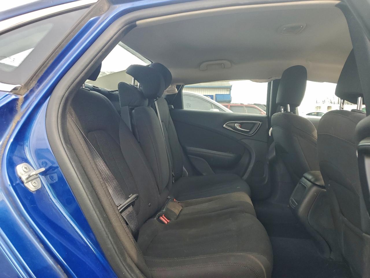 2016 Chrysler 200 Limited VIN: 1C3CCCAB4GN132962 Lot: 93950005