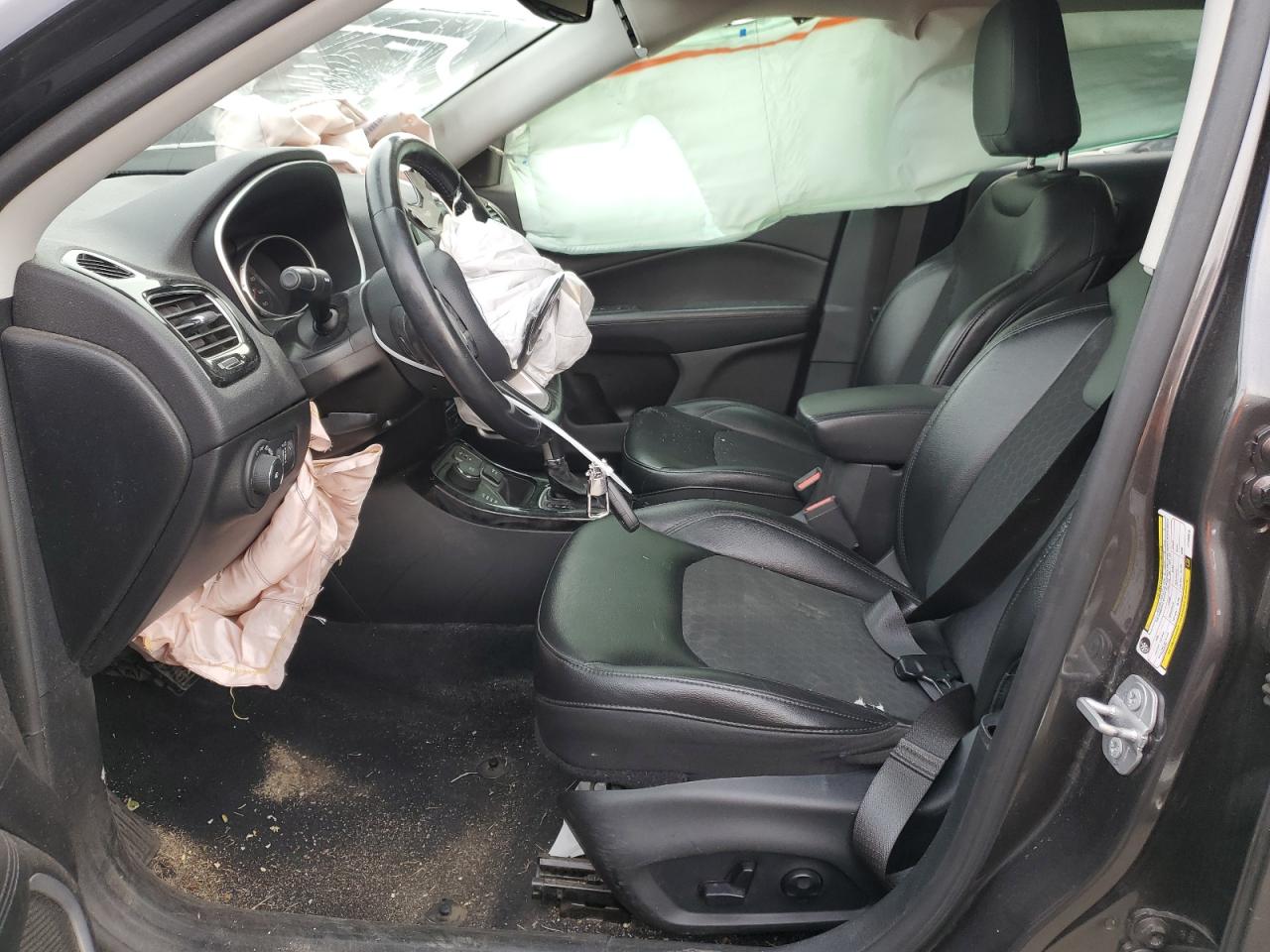 2018 Jeep Compass Latitude VIN: 3C4NJDBB3JT298878 Lot: 93152345