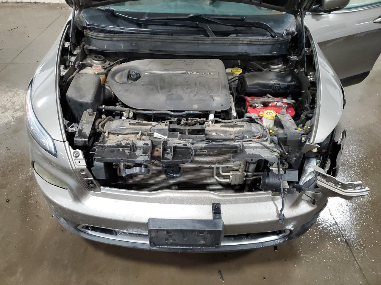 2018 Jeep Cherokee Limited VIN: 1C4PJMDX8JD586077 Lot: 91257865