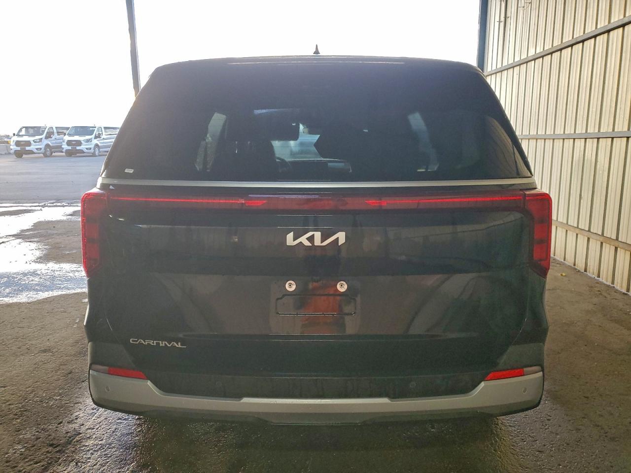 2026 Kia Carnival Lx VIN: KNDNB5K32T6587839 Lot: 93999795