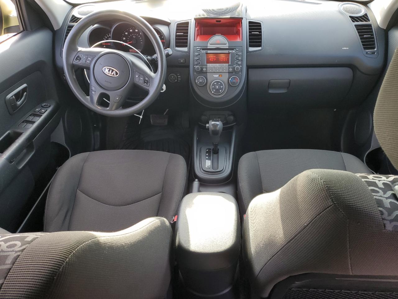 2010 Kia Soul + VIN: KNDJT2A29A7050685 Lot: 91720355