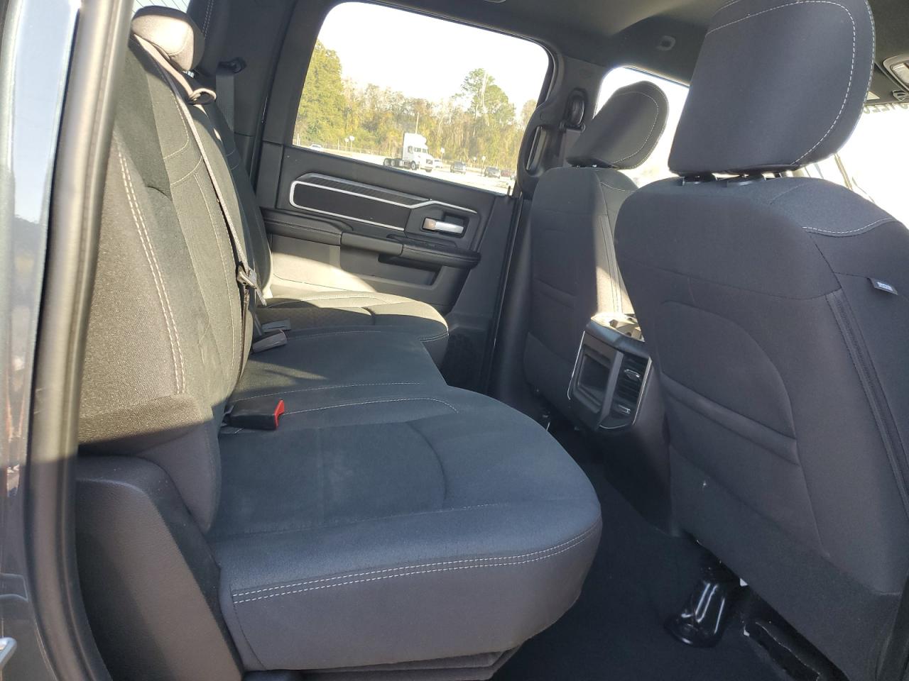 2025 Ram 2500 Big Horn VIN: 3C63R5DL8SG570208 Lot: 91228755