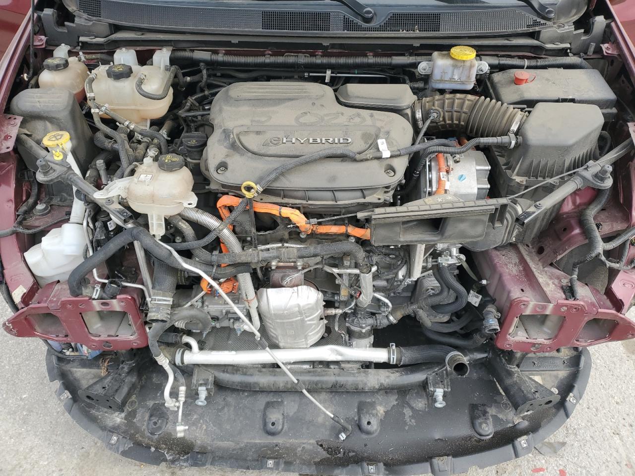 2020 Chrysler Pacifica Hybrid Touring L VIN: 2C4RC1L75LR173553 Lot: 92042305