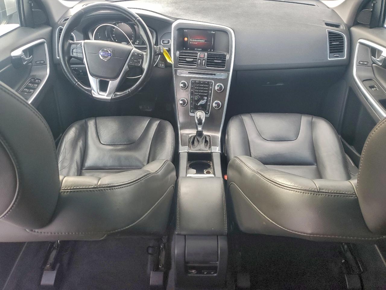 2016 Volvo Xc60 T5 Premier VIN: YV4612RK1G2833468 Lot: 93270385