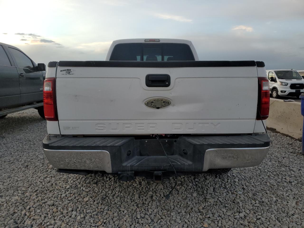 2015 Ford F250 Super Duty VIN: 1FT7W2B69FEC58572 Lot: 93955045