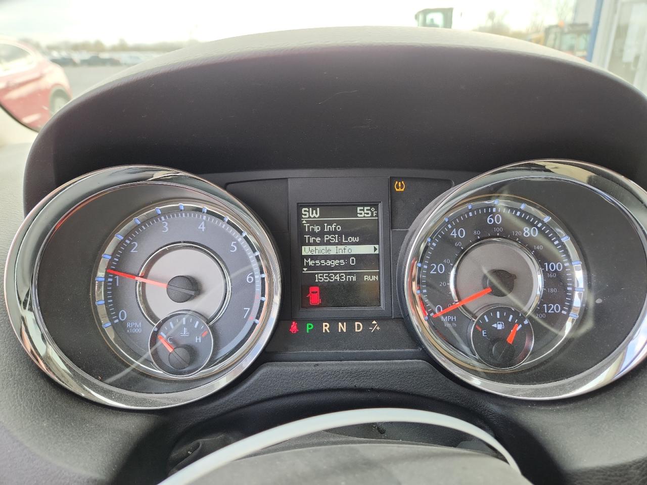 2015 Chrysler Town & Country Touring L VIN: 2C4RC1CG6FR554588 Lot: 92954905