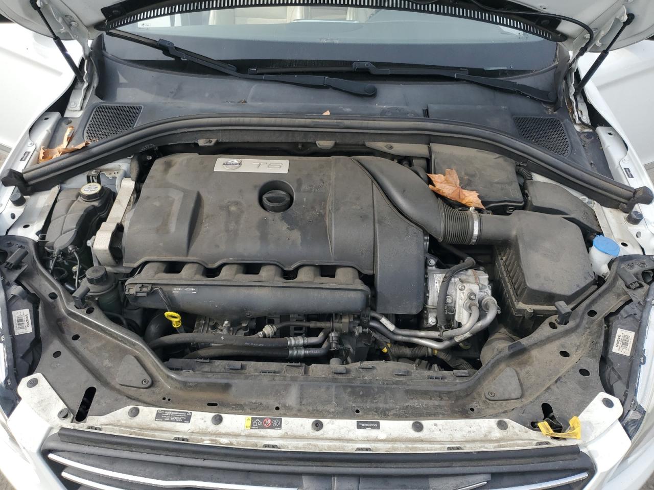 2016 Volvo Xc60 T6 Premier VIN: YV4902RK8G2785418 Lot: 85402405