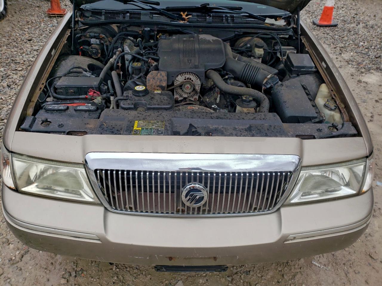 2004 Mercury Grand Marquis Ls VIN: 2MEHM75W34X681533 Lot: 93914085