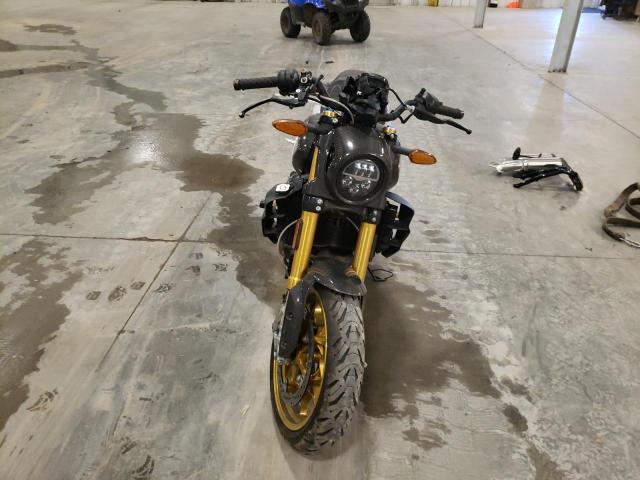 2023 INDIAN MOTORCYCLE CO. FTR R CARBON  