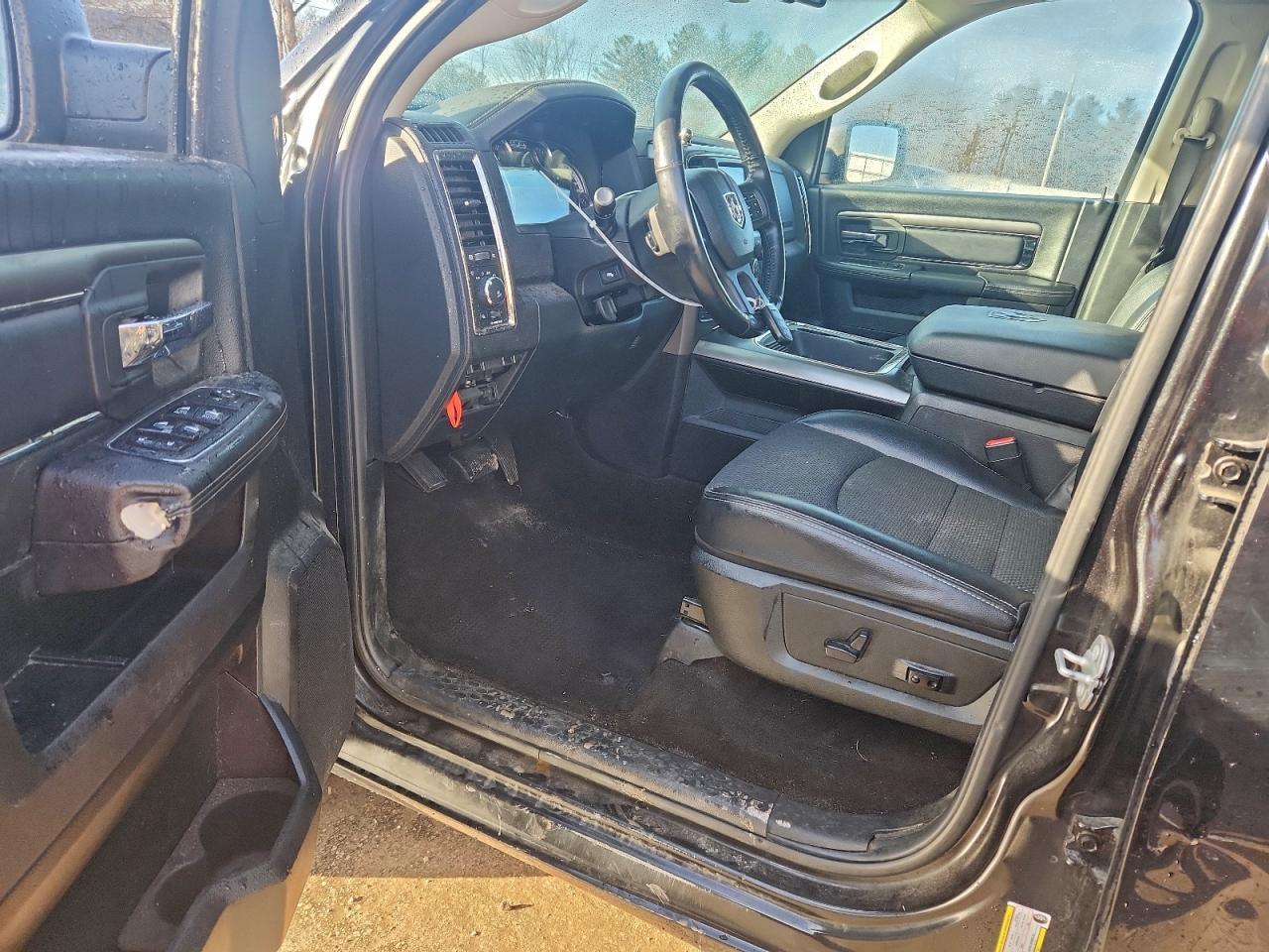 2017 Ram 1500 Sport VIN: 1C6RR7MT2HS852951 Lot: 93150515