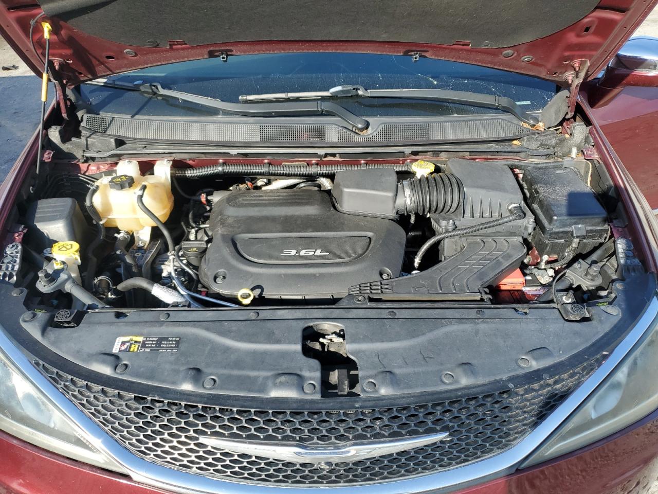 2017 Chrysler Pacifica Limited VIN: 2C4RC1GG0HR634739 Lot: 91069065