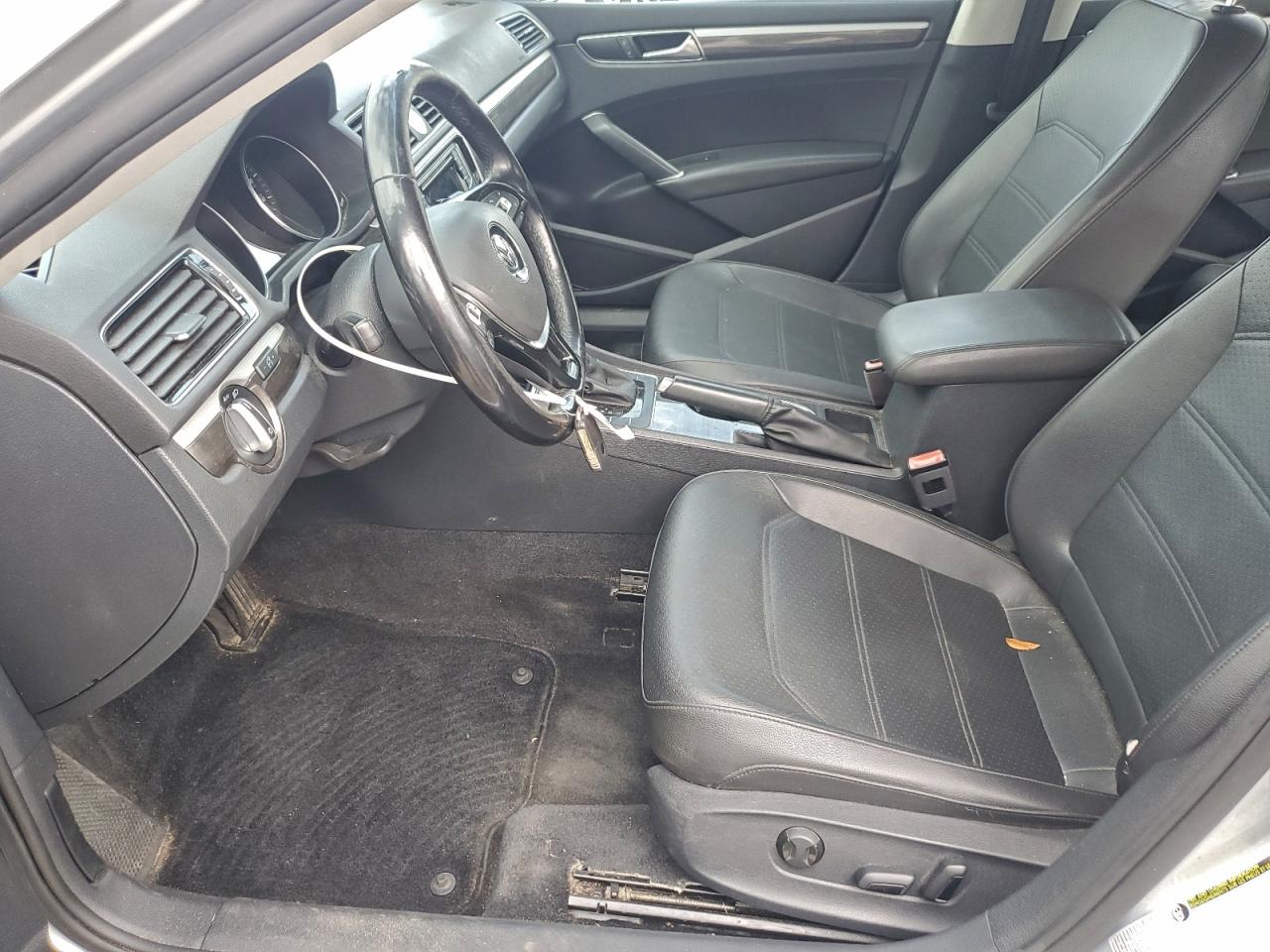 2017 Volkswagen Passat Se VIN: 1VWBT7A3XHC062479 Lot: 94295925